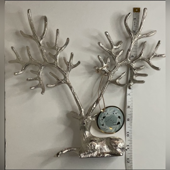 Tinsel & fir 12” Reindeer Silver Winter metal Decor...